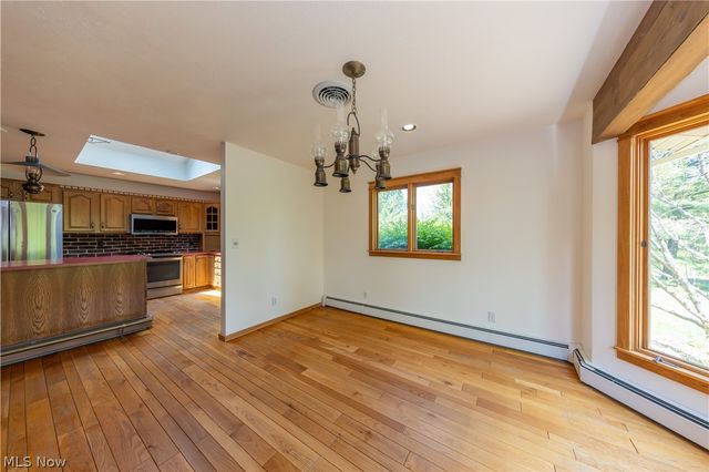 7969 Dines Road, Russell, OH 44072