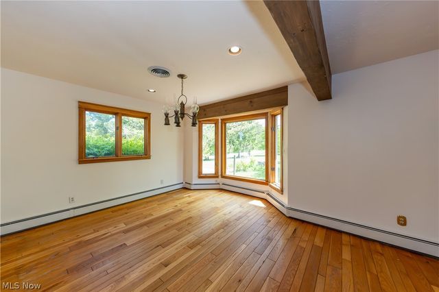 7969 Dines Road, Russell, OH 44072