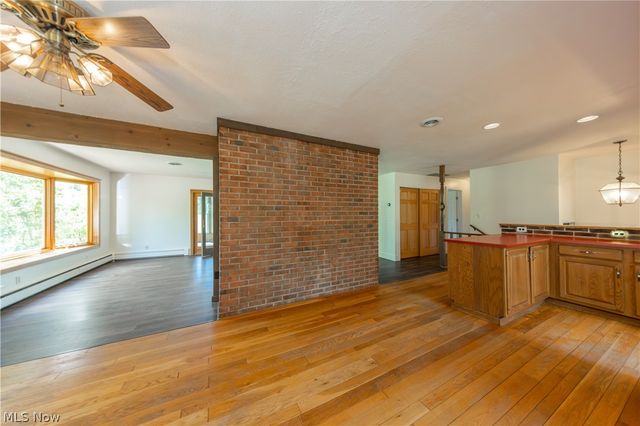 7969 Dines Road, Russell, OH 44072