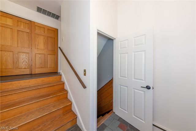 7969 Dines Road, Russell, OH 44072