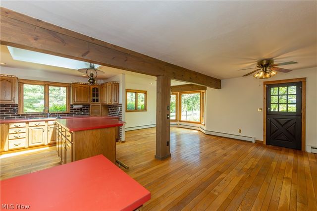 7969 Dines Road, Russell, OH 44072