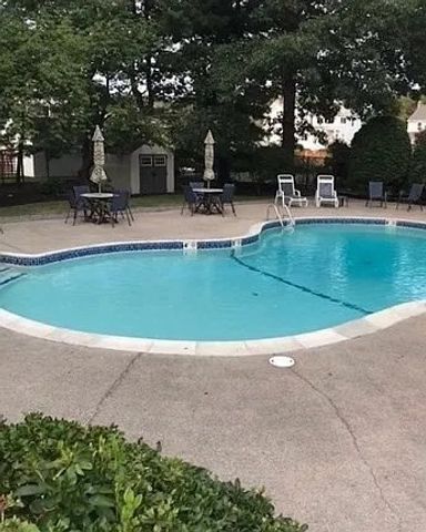 100 Lexington Street B8, Belmont, MA 02478