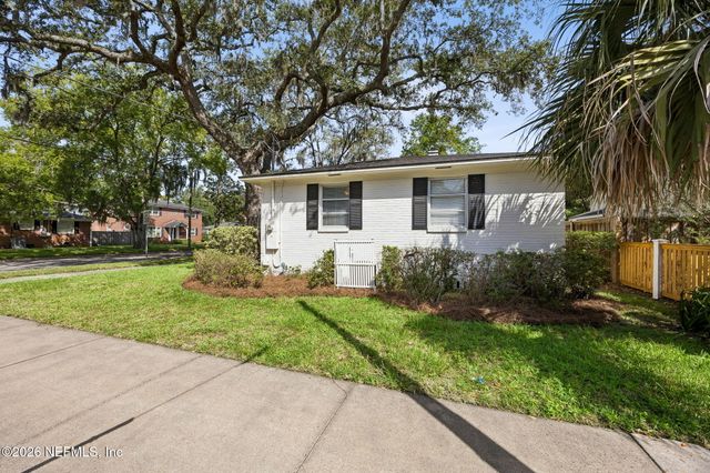 1655 CHALLEN Avenue, Jacksonville, FL 32205