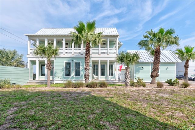 125 Fish Hook Lane, Port Aransas, TX 78373