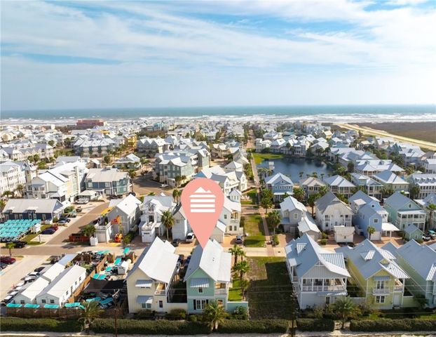 125 Fish Hook Lane, Port Aransas, TX 78373