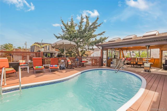 664 Arthur Street, Baldwin, NY 11510