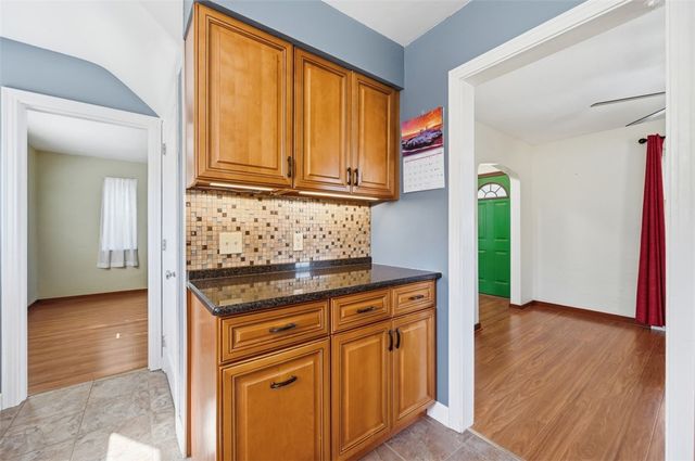 919 Tropical Ave, Beechview, PA 15216