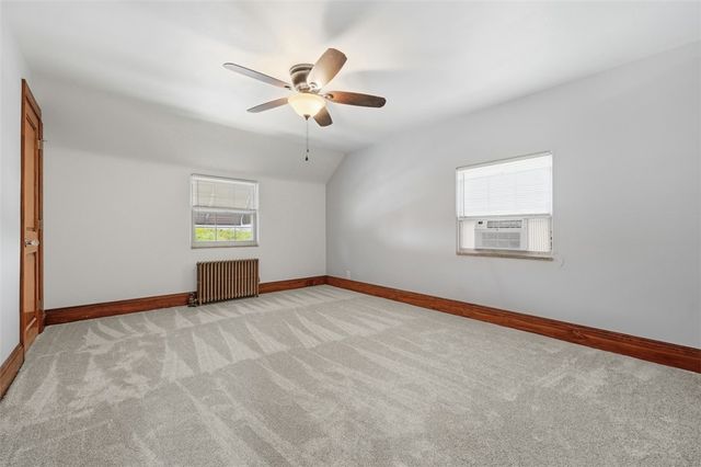 919 Tropical Ave, Beechview, PA 15216