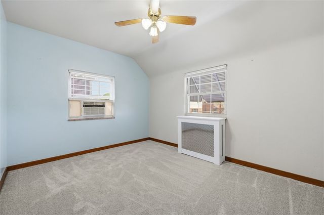 919 Tropical Ave, Beechview, PA 15216