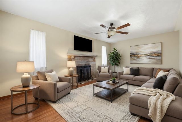 919 Tropical Ave, Beechview, PA 15216