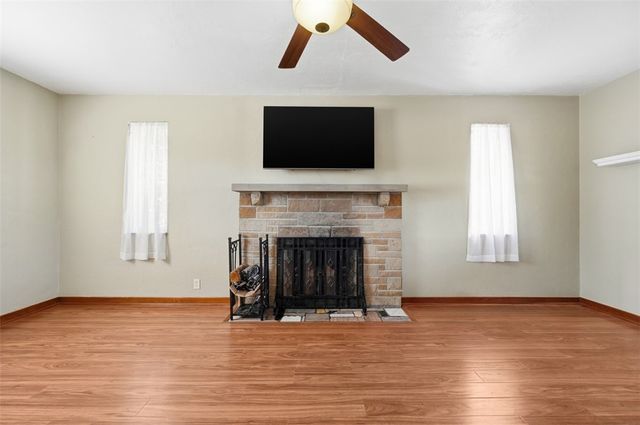 919 Tropical Ave, Beechview, PA 15216