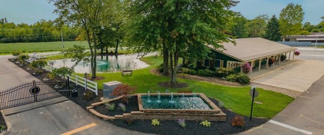 275 Ashwood Drive, Elyria, OH 44035