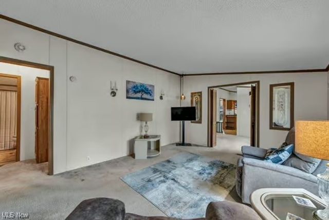 275 Ashwood Drive, Elyria, OH 44035