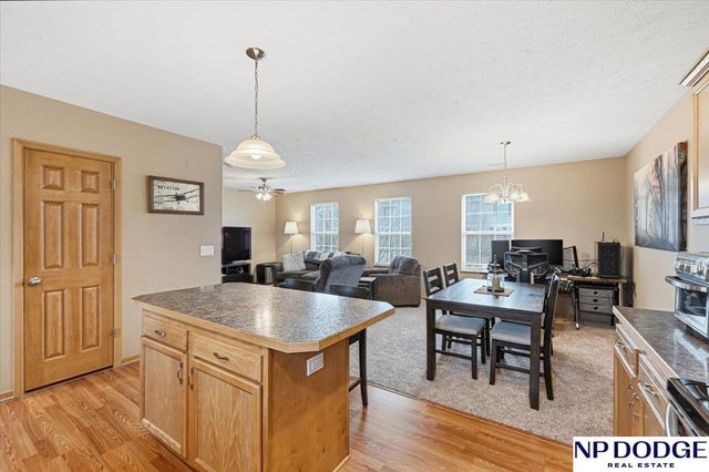 3006 Nakoma Lane, Carter Lake, IA 51510