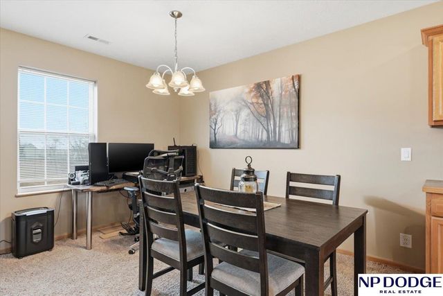 3006 Nakoma Lane, Carter Lake, IA 51510