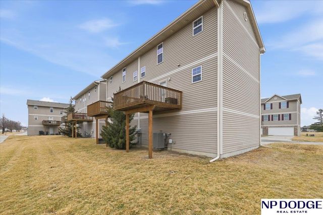 3006 Nakoma Lane, Carter Lake, IA 51510