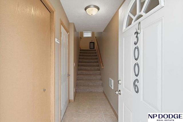 3006 Nakoma Lane, Carter Lake, IA 51510