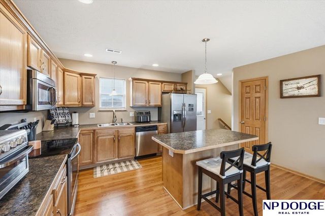 3006 Nakoma Lane, Carter Lake, IA 51510