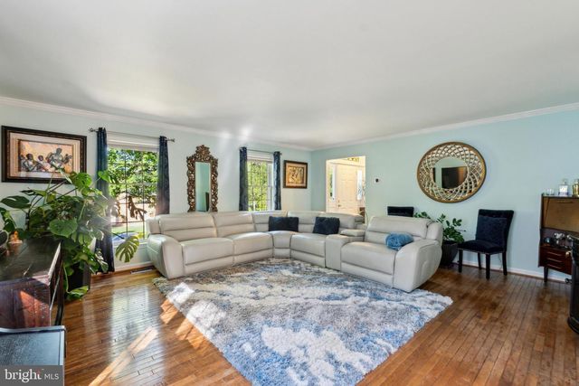 18600 CABIN ROAD, Triangle, VA 22172