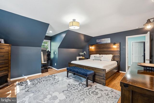 18600 CABIN ROAD, Triangle, VA 22172
