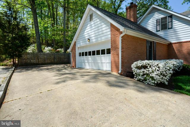 18600 CABIN ROAD, Triangle, VA 22172