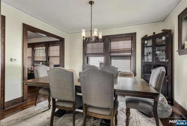 19 Christopher Place, Ridgewood, NJ 07450