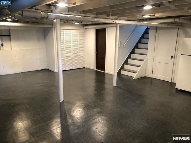 19 Christopher Place, Ridgewood, NJ 07450