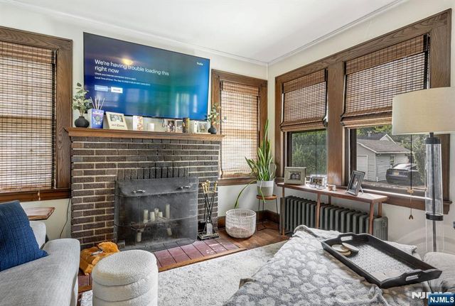 19 Christopher Place, Ridgewood, NJ 07450