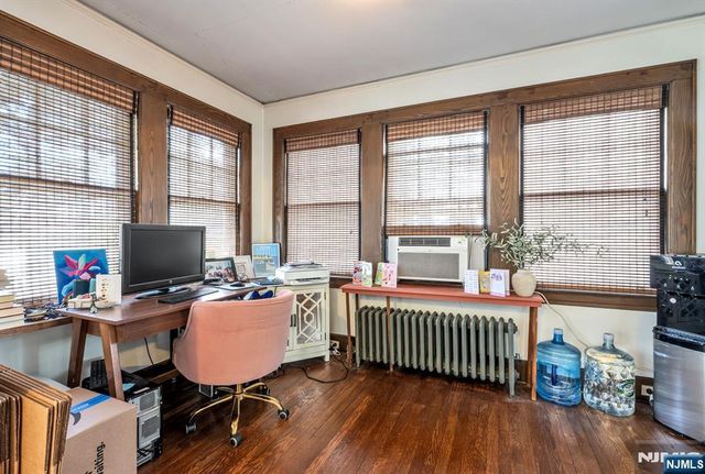 19 Christopher Place, Ridgewood, NJ 07450