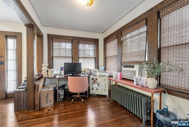19 Christopher Place, Ridgewood, NJ 07450