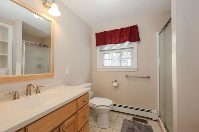 135 Pepperidge Drive, Manchester, NH 03103