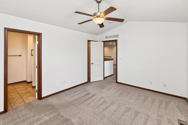 1111 NE Ford Lane, Ankeny, IA 50021