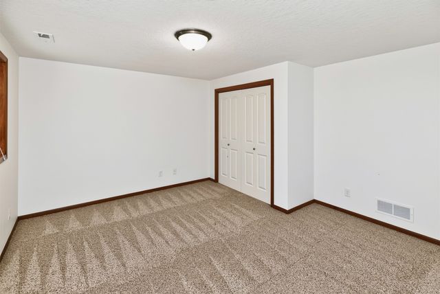 1111 NE Ford Lane, Ankeny, IA 50021