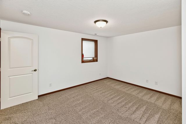 1111 NE Ford Lane, Ankeny, IA 50021
