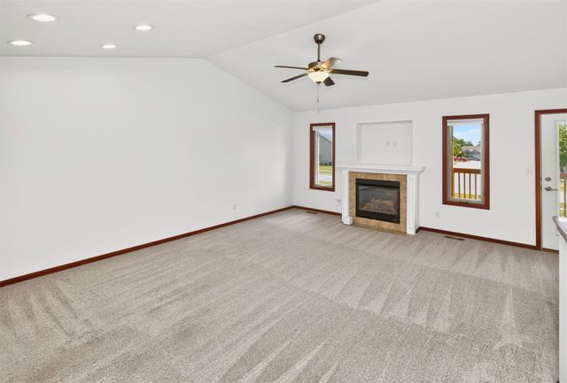 1111 NE Ford Lane, Ankeny, IA 50021