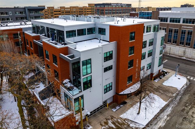 100 N Center Street 206, Royal Oak, MI 48067