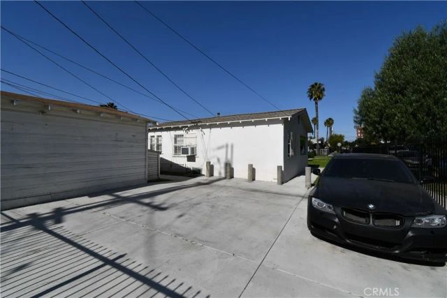 8109 Naomi Avenue, Los Angeles, CA 90001