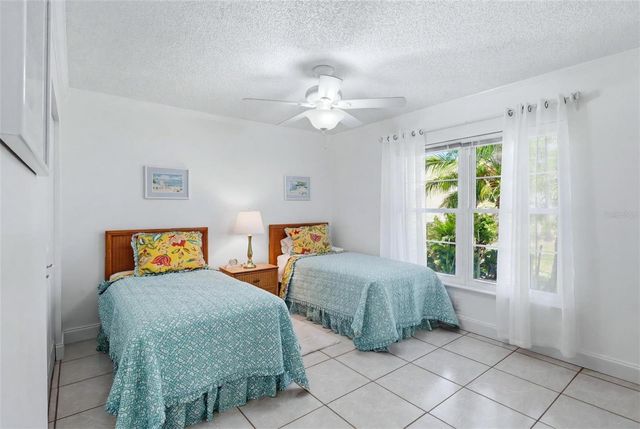 3663 LONGMEADOW 23, Sarasota, FL 34235