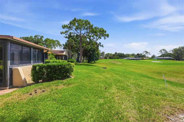 3663 LONGMEADOW 23, Sarasota, FL 34235