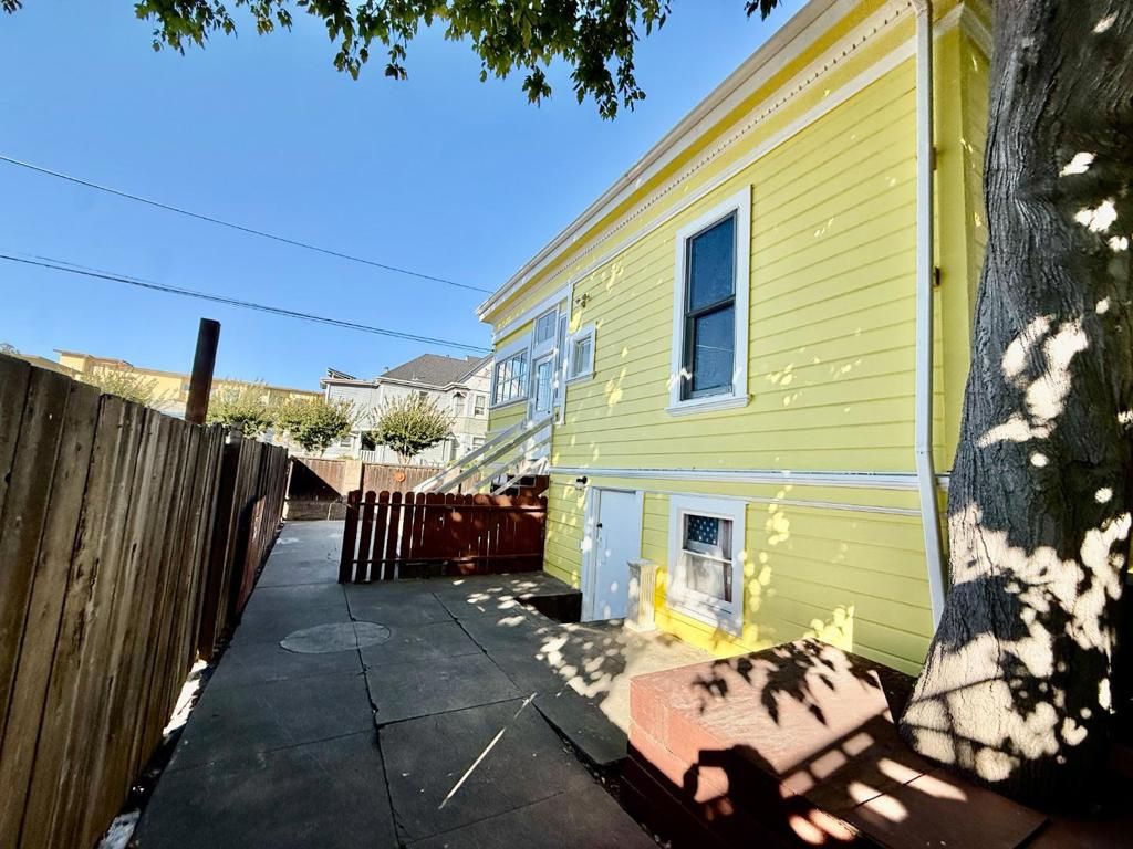 Image 4 of property listing at 55 Willow Street, San Jose, CA 95110