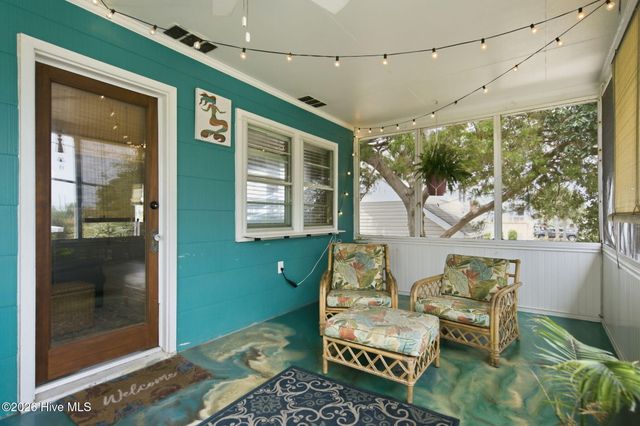 133 N Fourth Avenue, Kure Beach, NC 28449