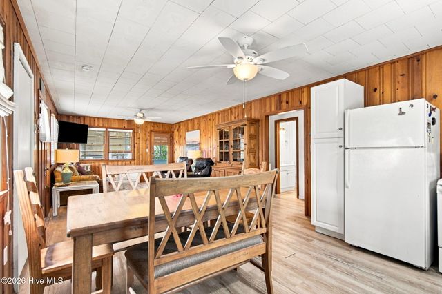 133 N Fourth Avenue, Kure Beach, NC 28449