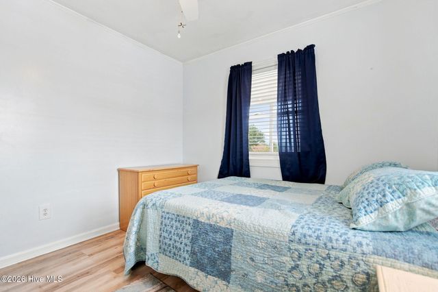 133 N Fourth Avenue, Kure Beach, NC 28449