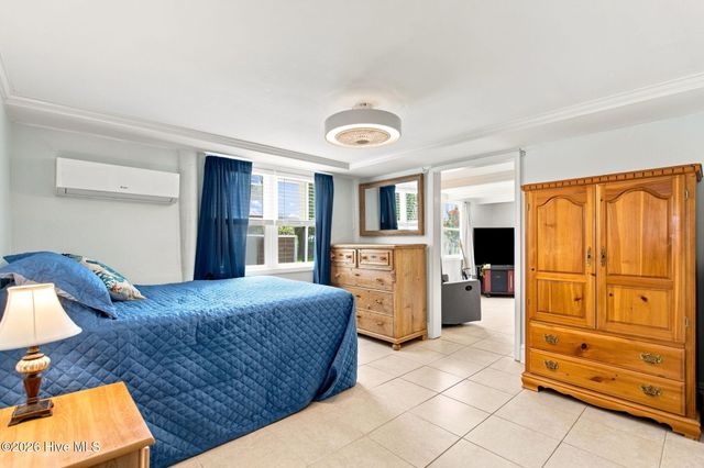 133 N Fourth Avenue, Kure Beach, NC 28449
