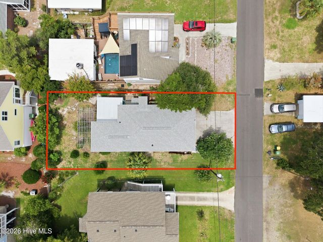133 N Fourth Avenue, Kure Beach, NC 28449