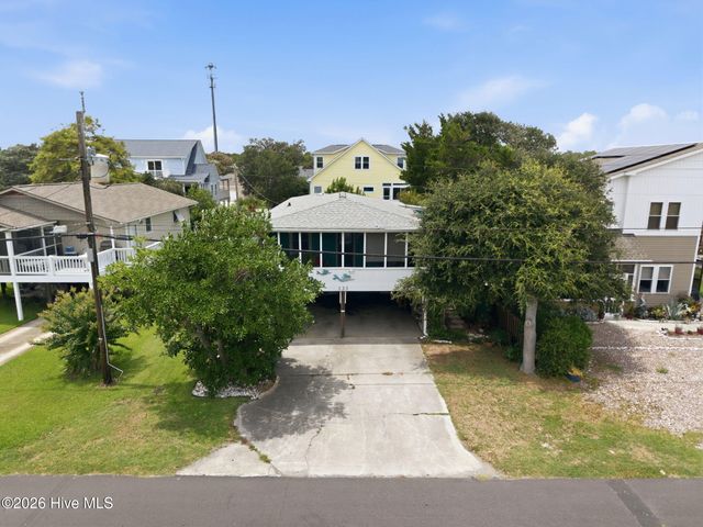 133 N Fourth Avenue, Kure Beach, NC 28449