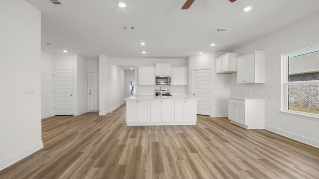 105 W Gray Owl Drive, Freeport, FL 32439