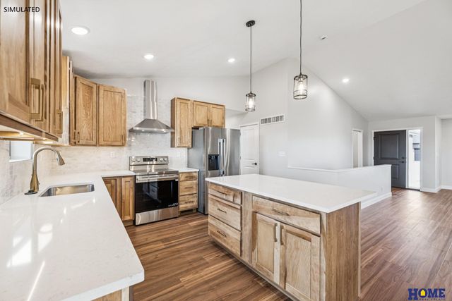 1071 Meadow Lane, Hickman, NE 68372