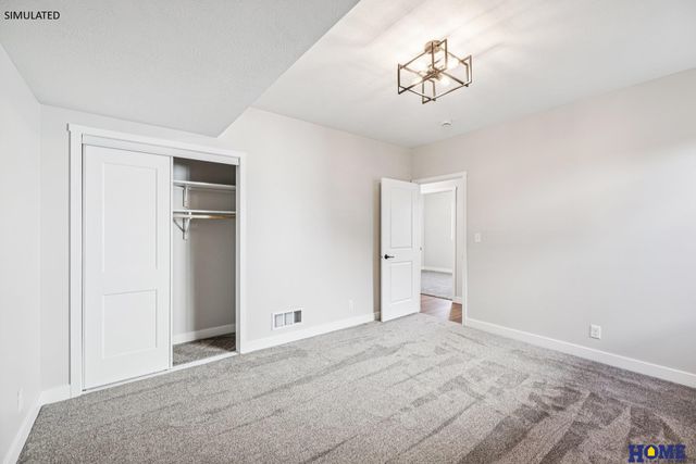 1071 Meadow Lane, Hickman, NE 68372