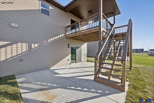1071 Meadow Lane, Hickman, NE 68372